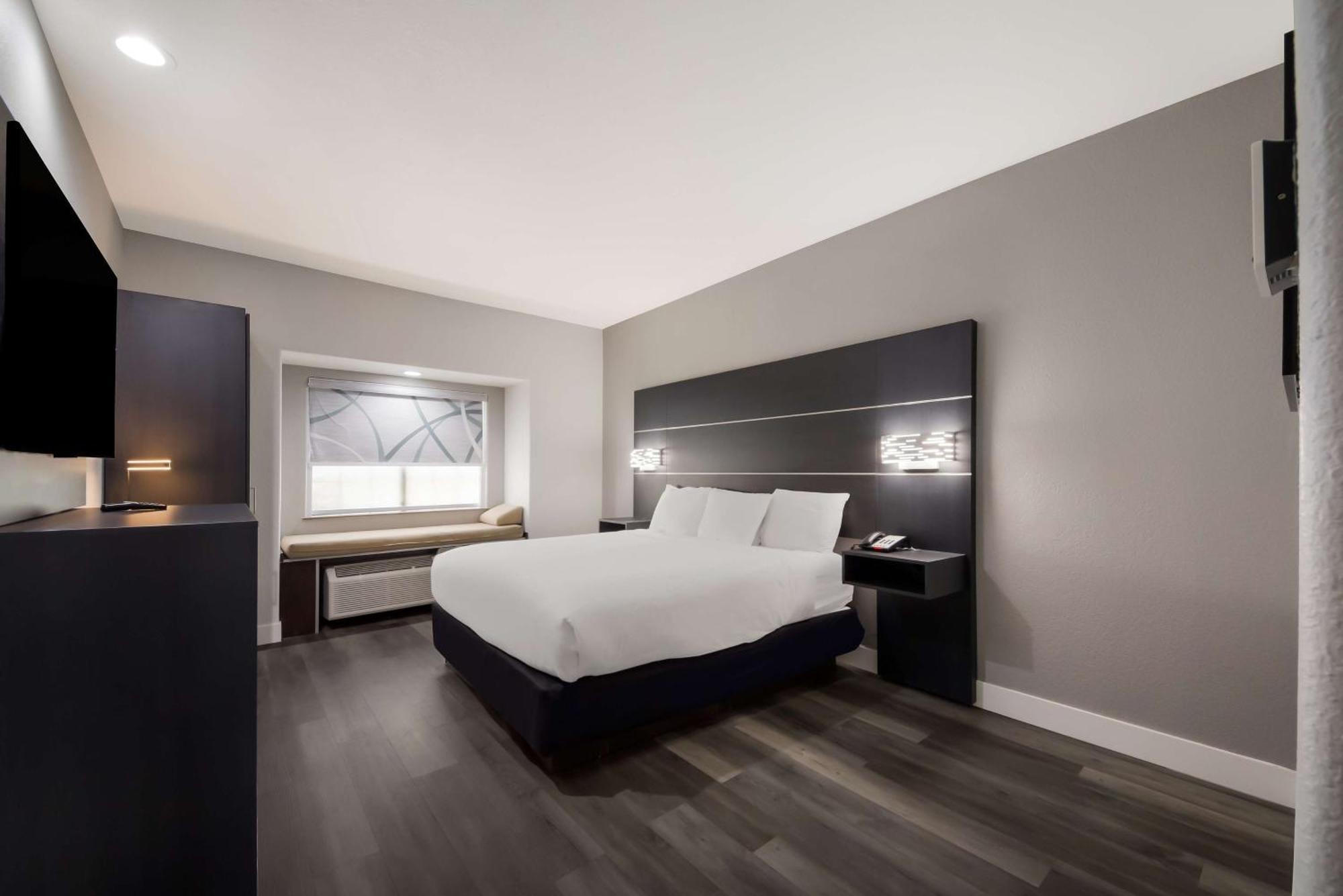 Best Western Seaworld Сан Антонио Екстериор снимка